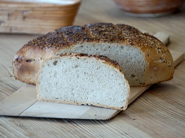 Chleb Wiejski kwadrat 900g - obrazek 2